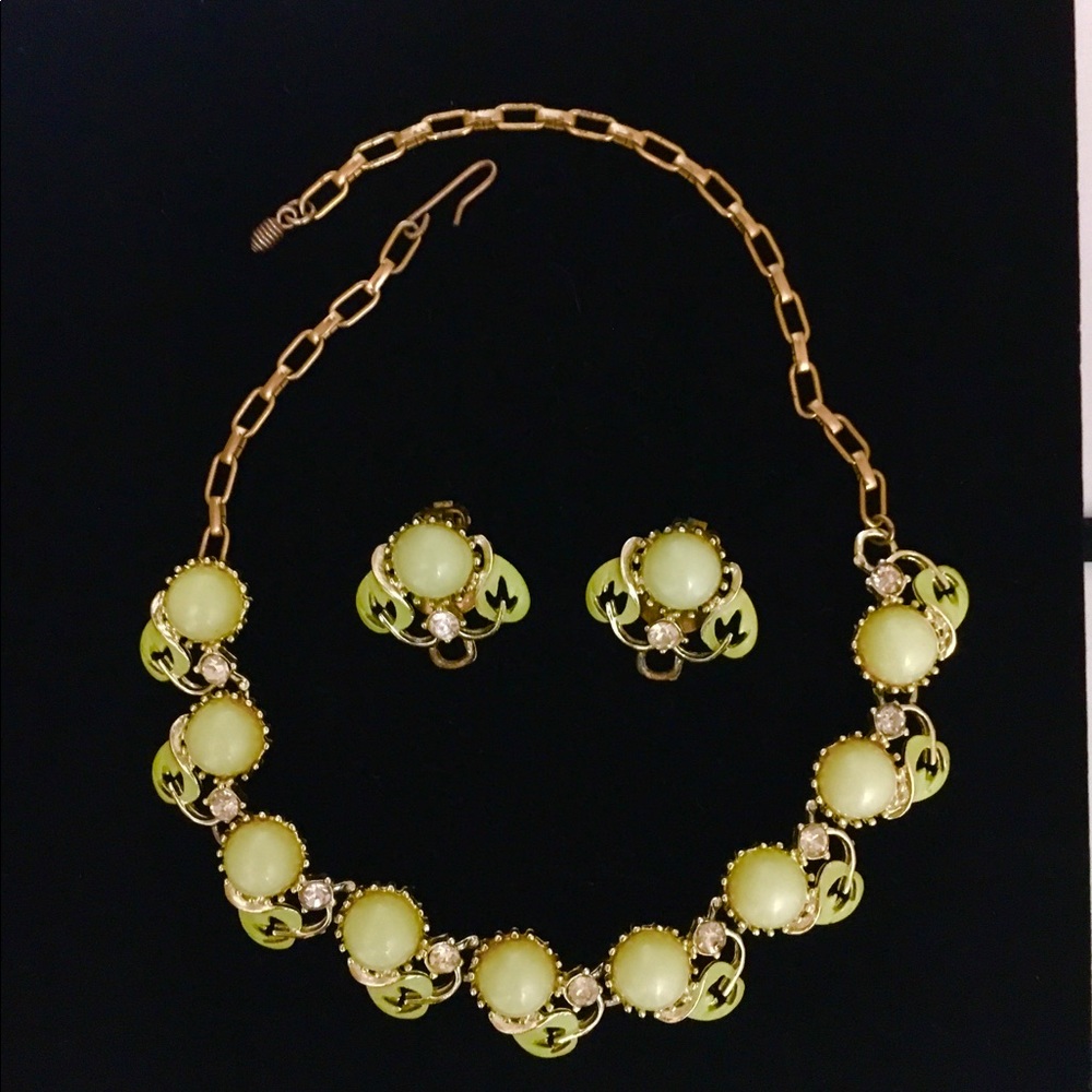 Lovely Vintage Leaf Necklace and Earring Set 1950